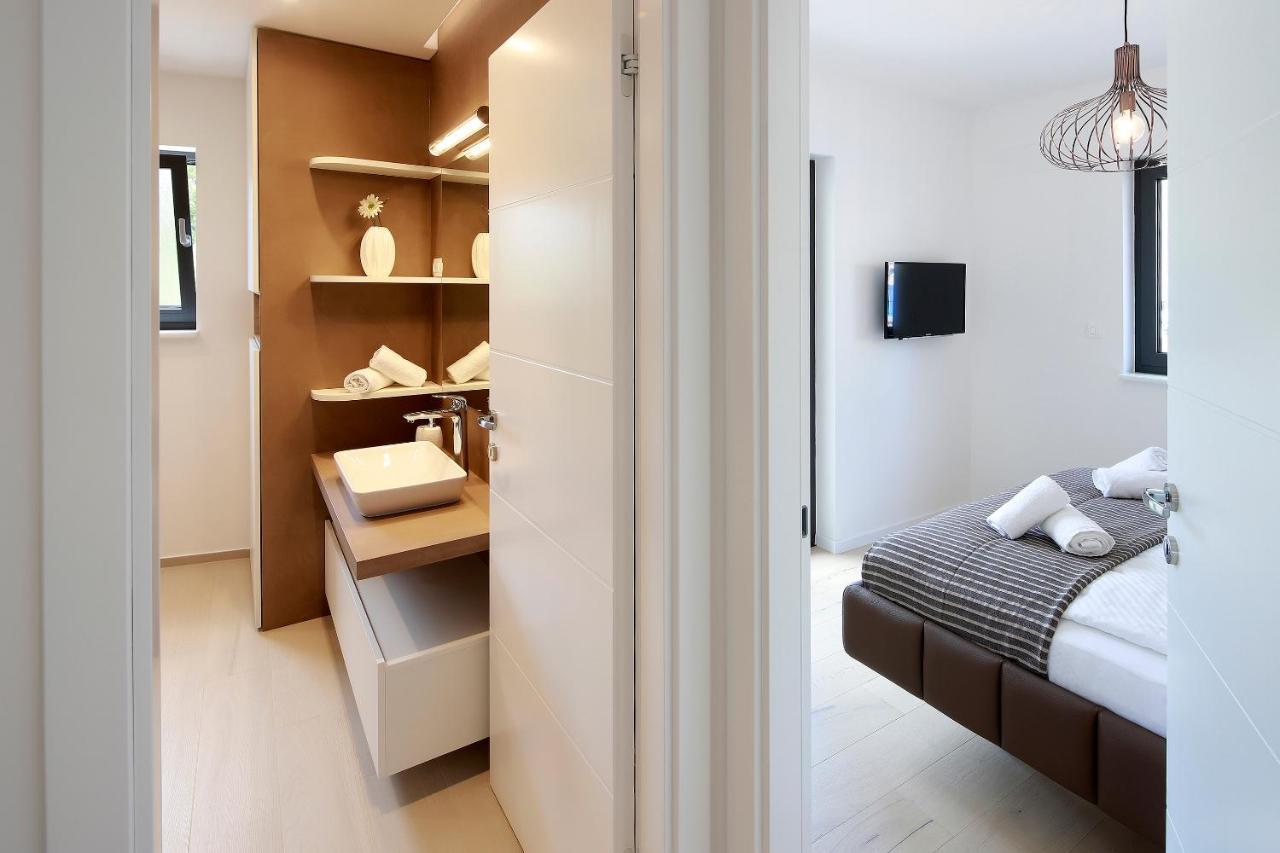 Modena Maris-Heated Pool-Grill-Relax-Jacuzzi Apartments Ičići Εξωτερικό φωτογραφία